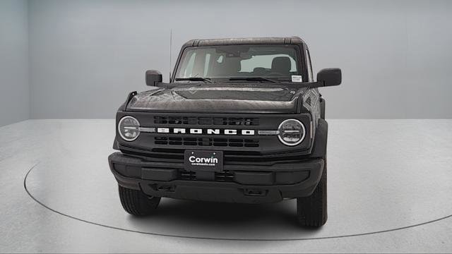 New 2025 Ford Bronco 4-Door video 2