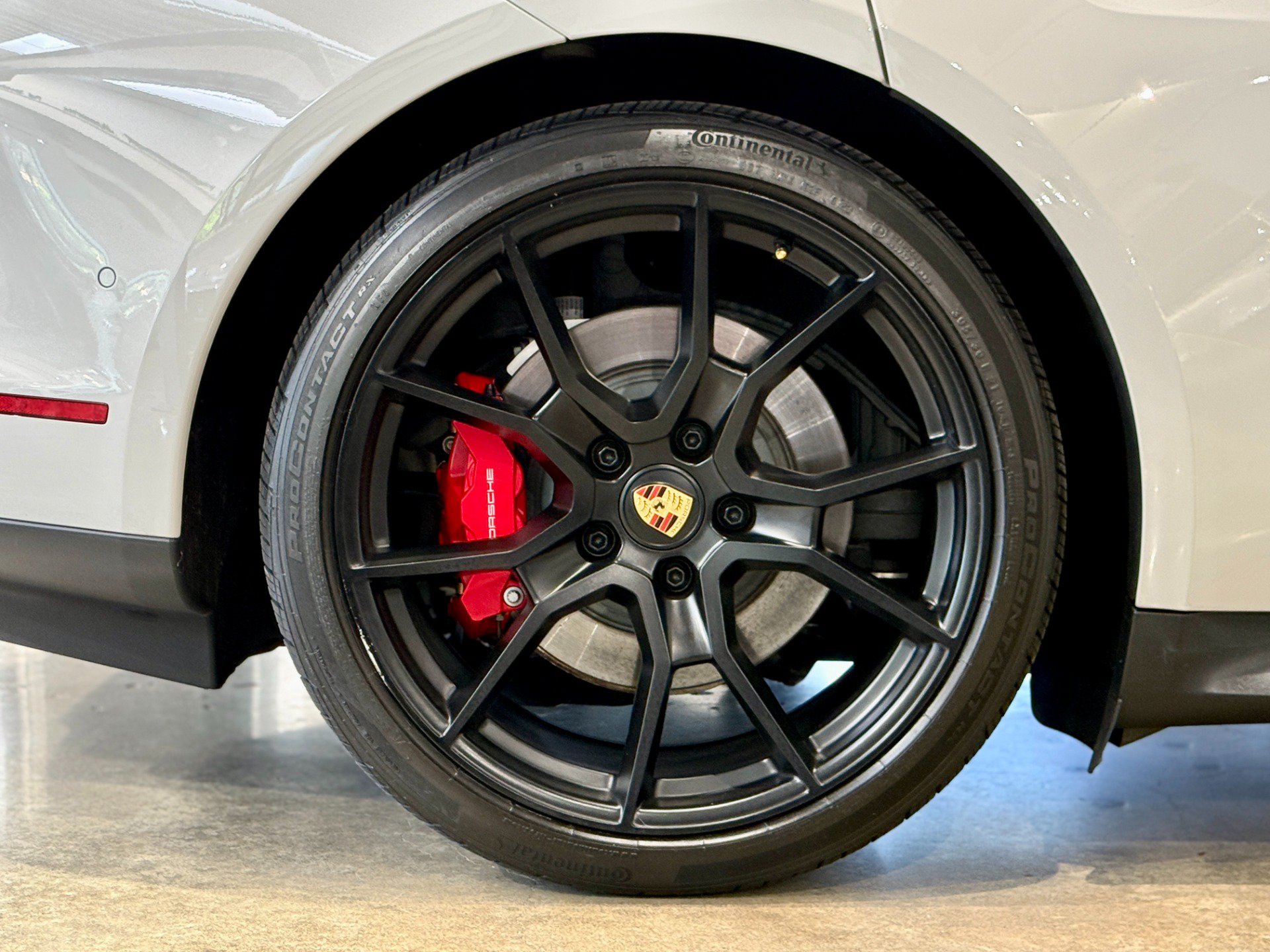 Used 2023 Porsche Taycan GTS AWD/4WD image 29