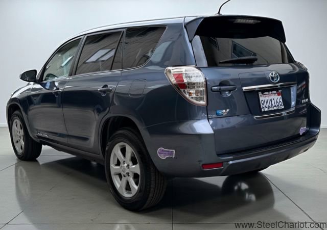 Used 2014 Toyota RAV4 EV image 4