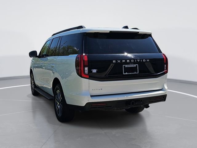 Certified 2025 Ford Expedition Active image 5