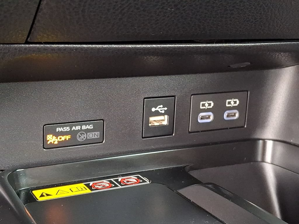 Used 2026 Toyota Camry SE FWD image 27