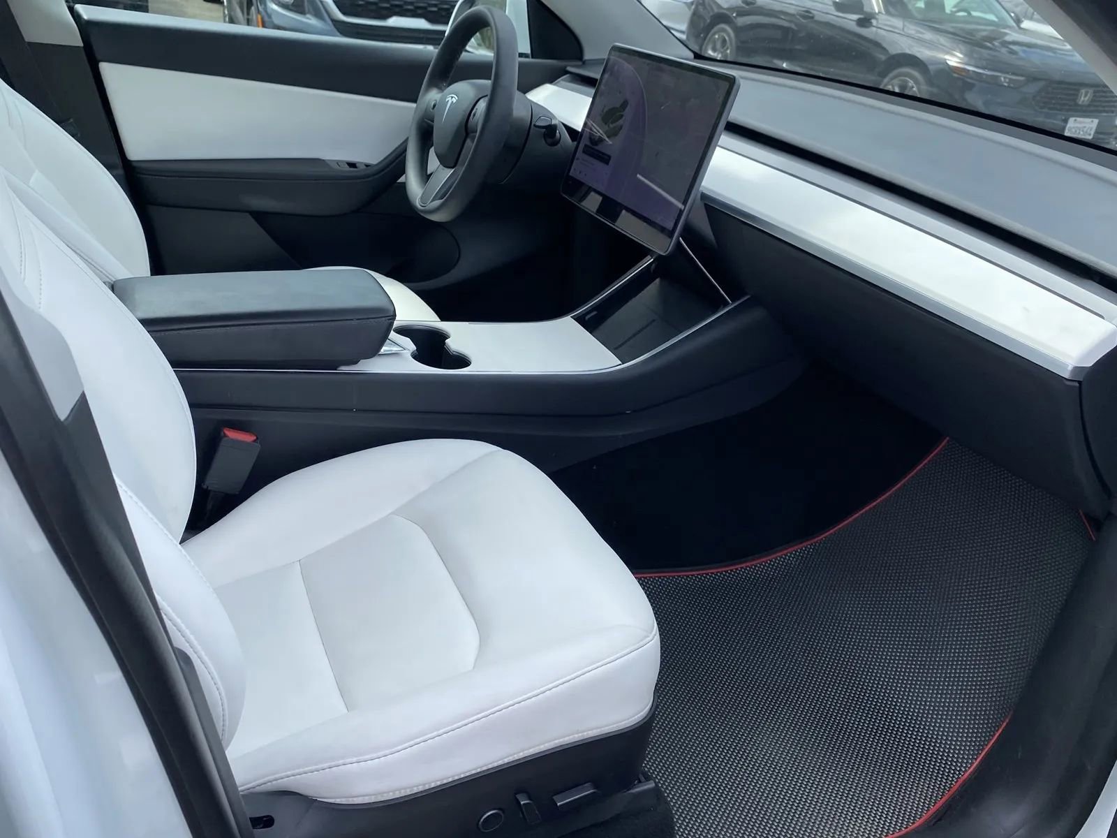 Used 2021 Tesla Model Y Long Range AWD/4WD image 6
