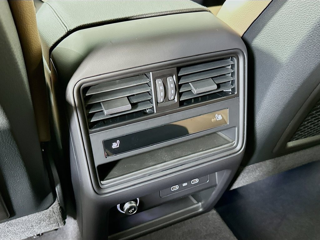 New 2026 Porsche Cayenne AWD/4WD image 27