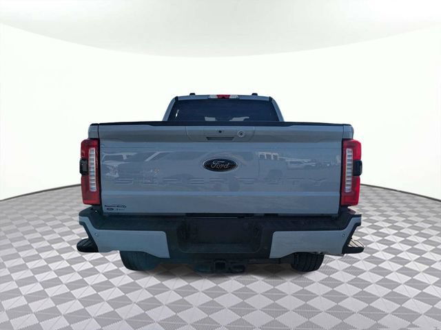Used 2025 Ford F350 Lariat w/ Black Appearance Package AWD/4WD image 4
