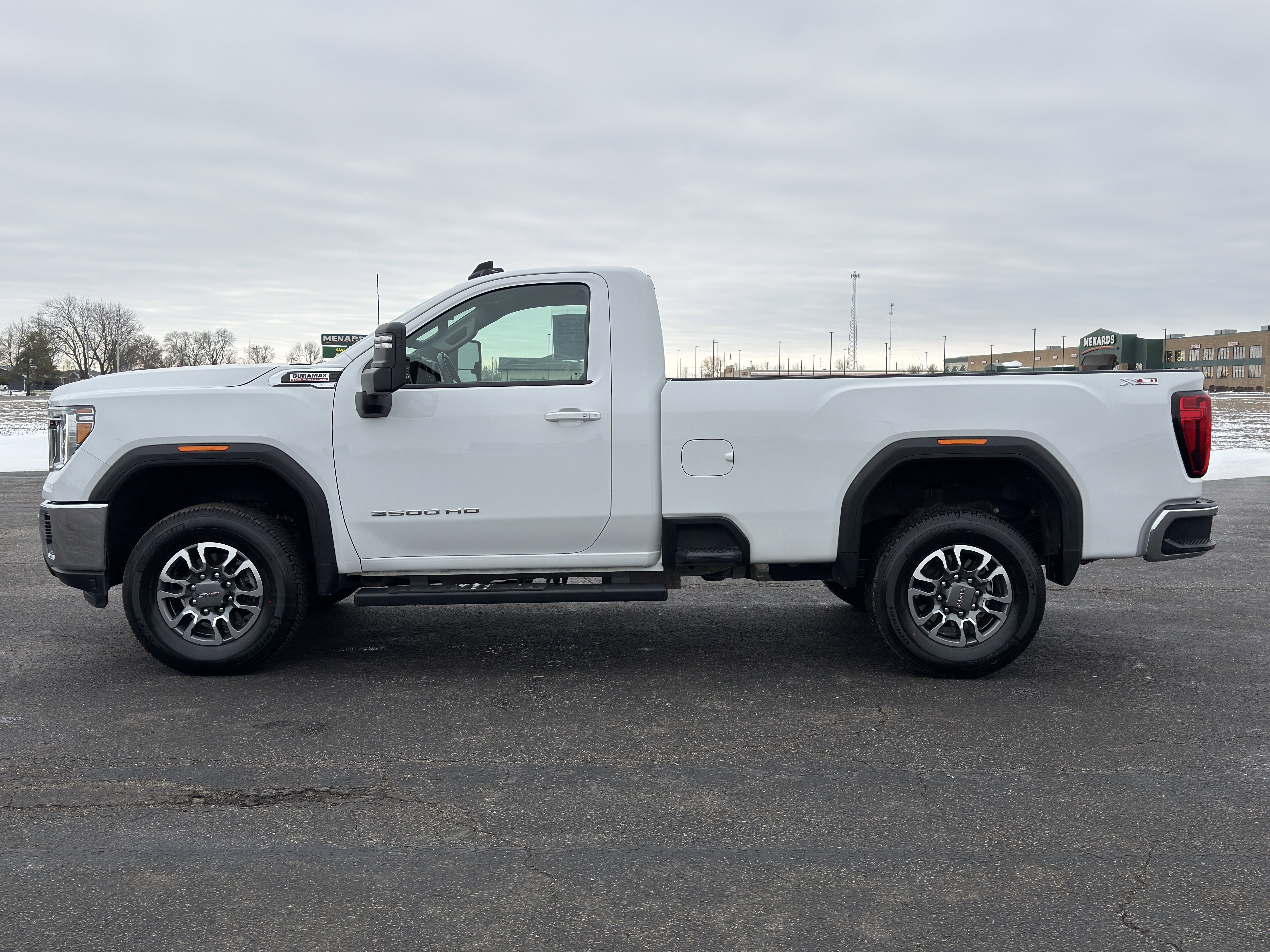 Used 2023 GMC Sierra 3500 SLE w/ SLE Convenience Package image 7