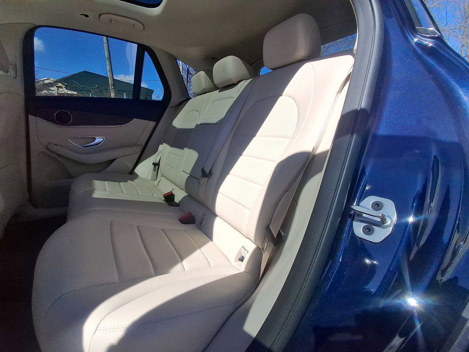 Used 2022 Mercedes-Benz GLC 300 4MATIC image 20