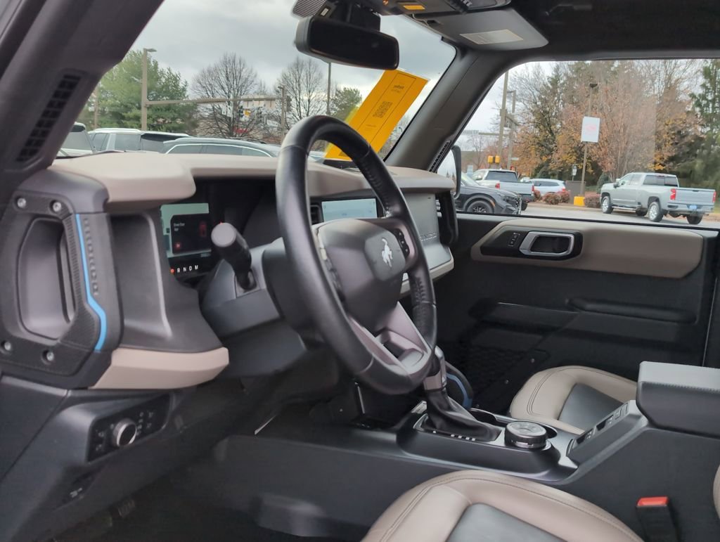 Used 2024 Ford Bronco Wildtrak image 11