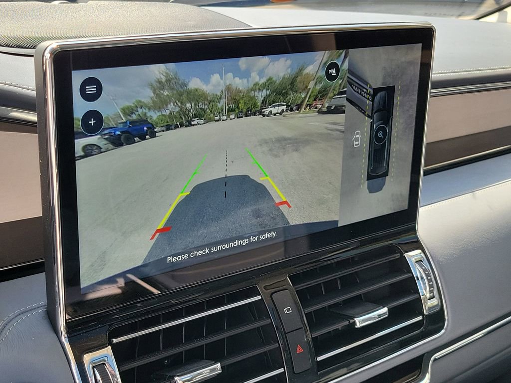 Certified 2024 Lincoln Navigator L Black Label image 32