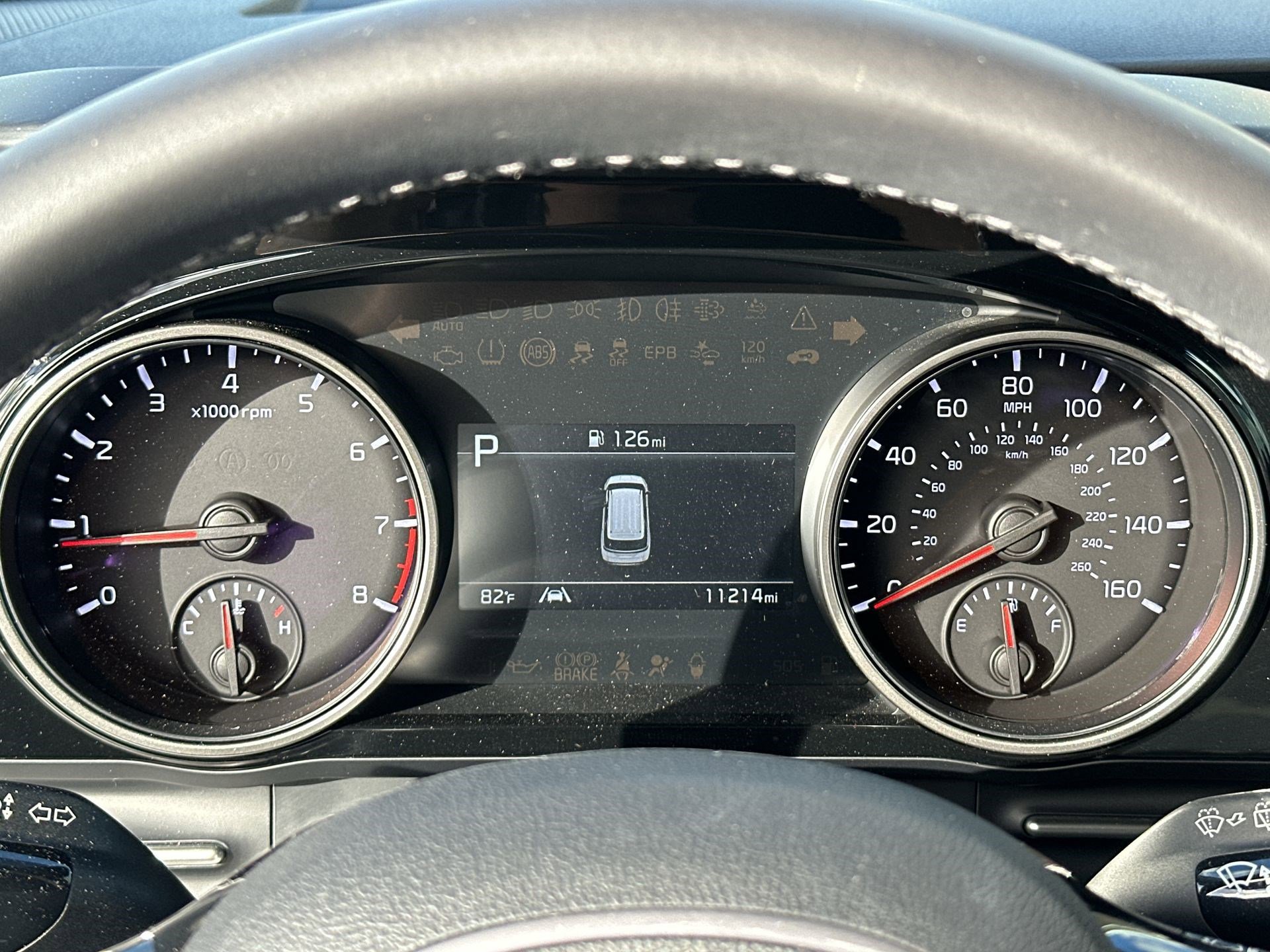 Used 2024 Kia Carnival EX image 10