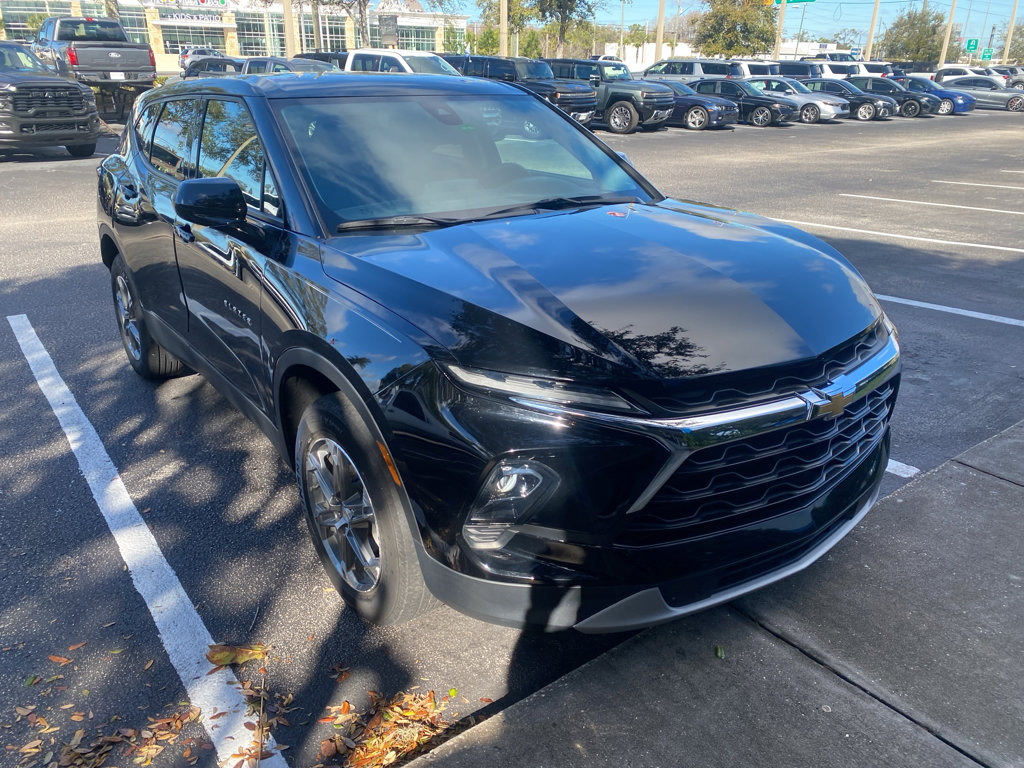 Used 2023 Chevrolet Blazer LT image 9