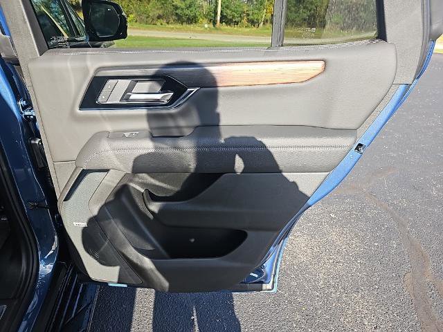 New 2026 GMC Yukon Denali w/ Advanced Technology Package image 30