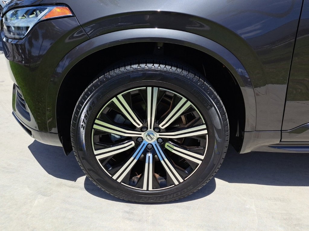 Used 2023 Volvo XC90 B5 Core w/ Protection Package Premier image 3