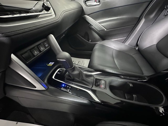 Used 2023 Toyota Corolla Cross XLE image 28
