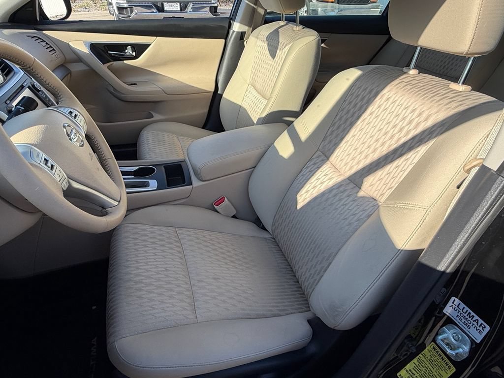 Used 2016 Nissan Altima 2.5 SV w/ Convenience Package FWD image 10
