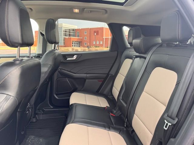 Used 2022 Ford Escape Titanium w/ Titanium Elite Package image 28