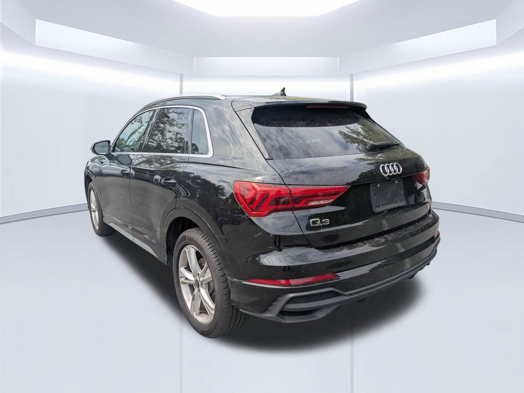 Used 2023 Audi Q3 2.0T Premium Plus w/ Premium Plus Package AWD/4WD image 5