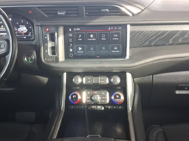 Used 2022 GMC Yukon Denali RWD image 4
