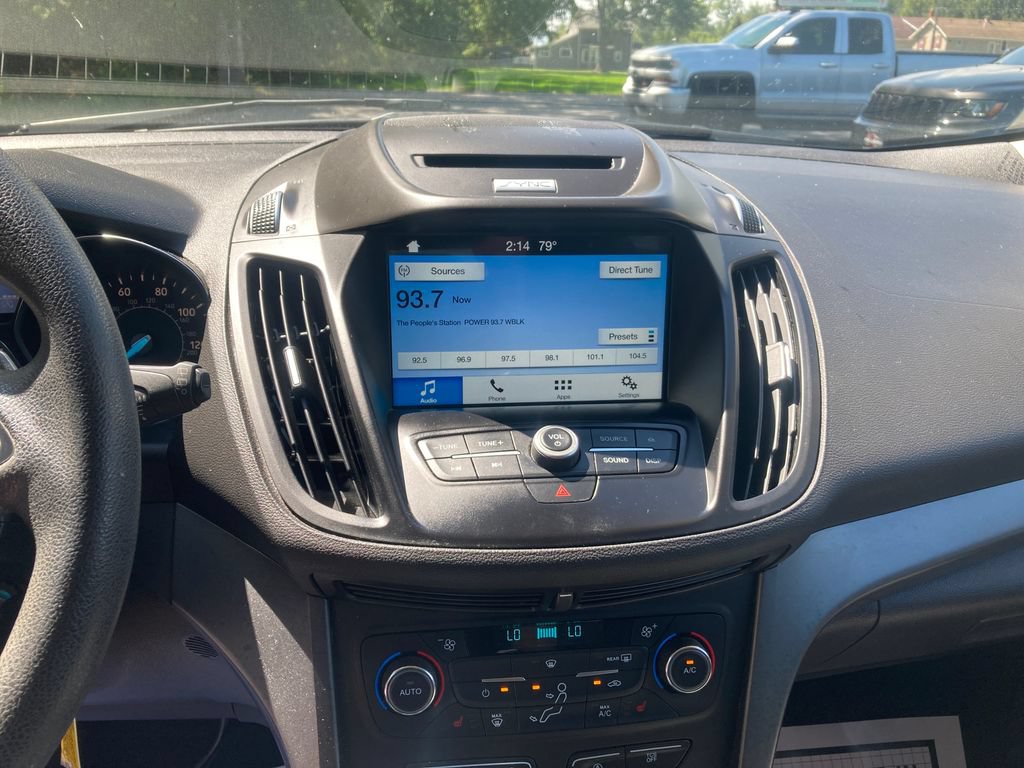 Used 2017 Ford Escape SE w/ Equipment Group 201A AWD/4WD image 23