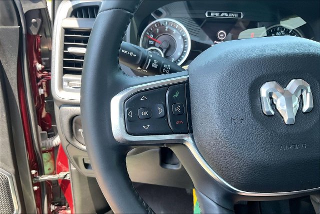 Used 2021 RAM 1500 Laramie AWD/4WD image 12