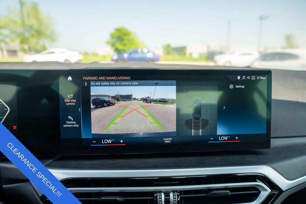 Used 2023 BMW 330i xDrive Sedan w/ Premium Package image 28