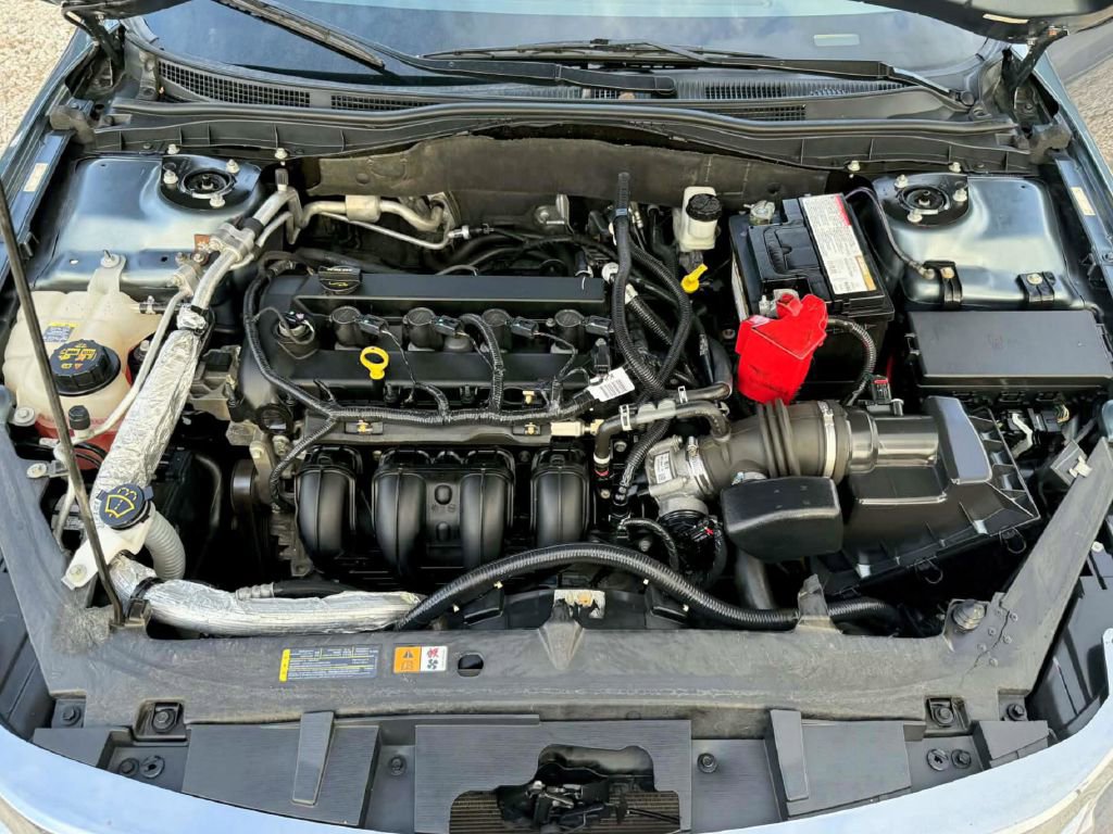 Used 2012 Ford Fusion SEL image 25