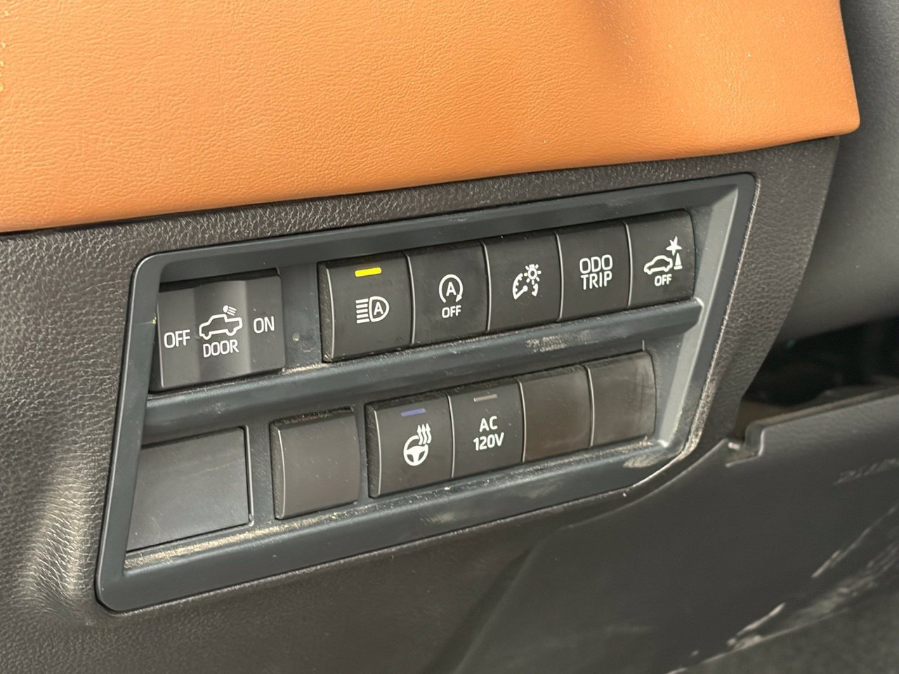 Used 2024 Toyota Tundra 1794 Edition w/ TRD Off-Road Package AWD/4WD image 7