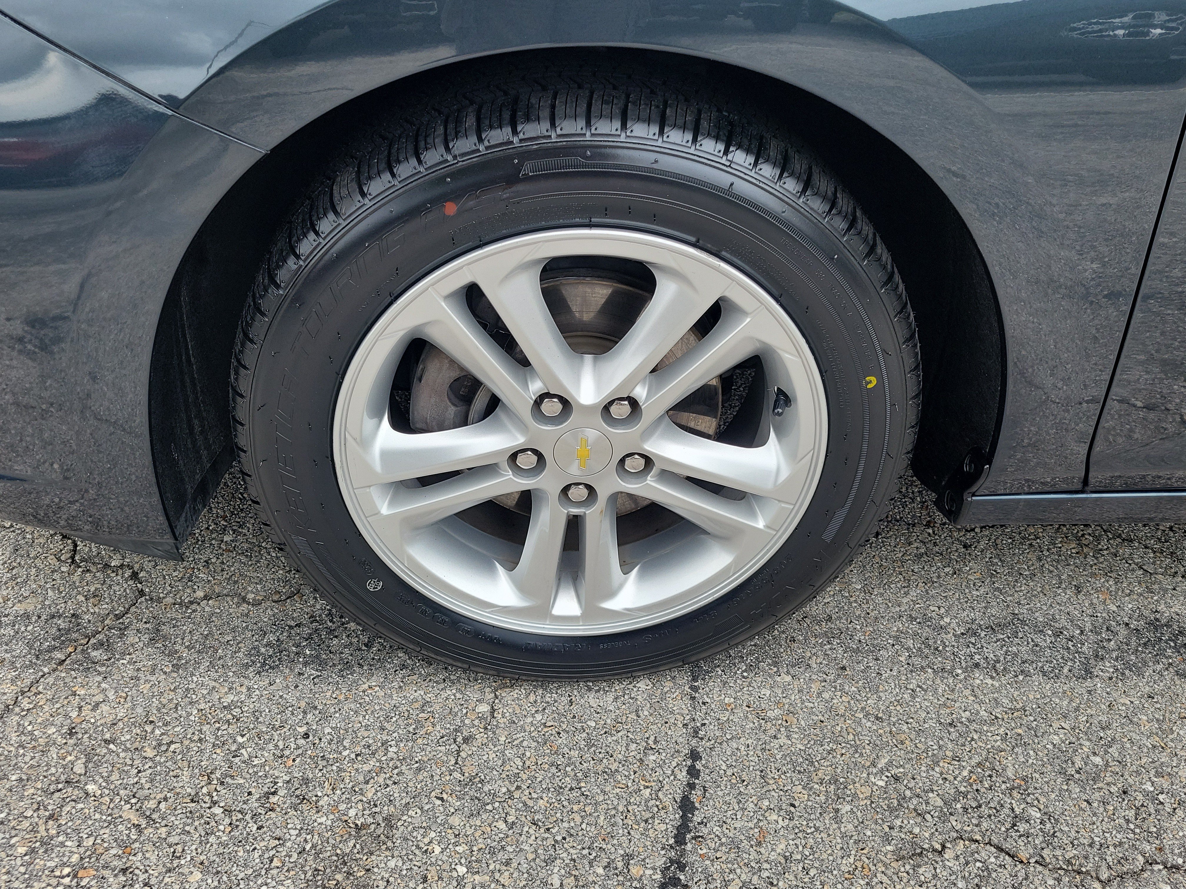 Used 2018 Chevrolet Cruze LT FWD image 5