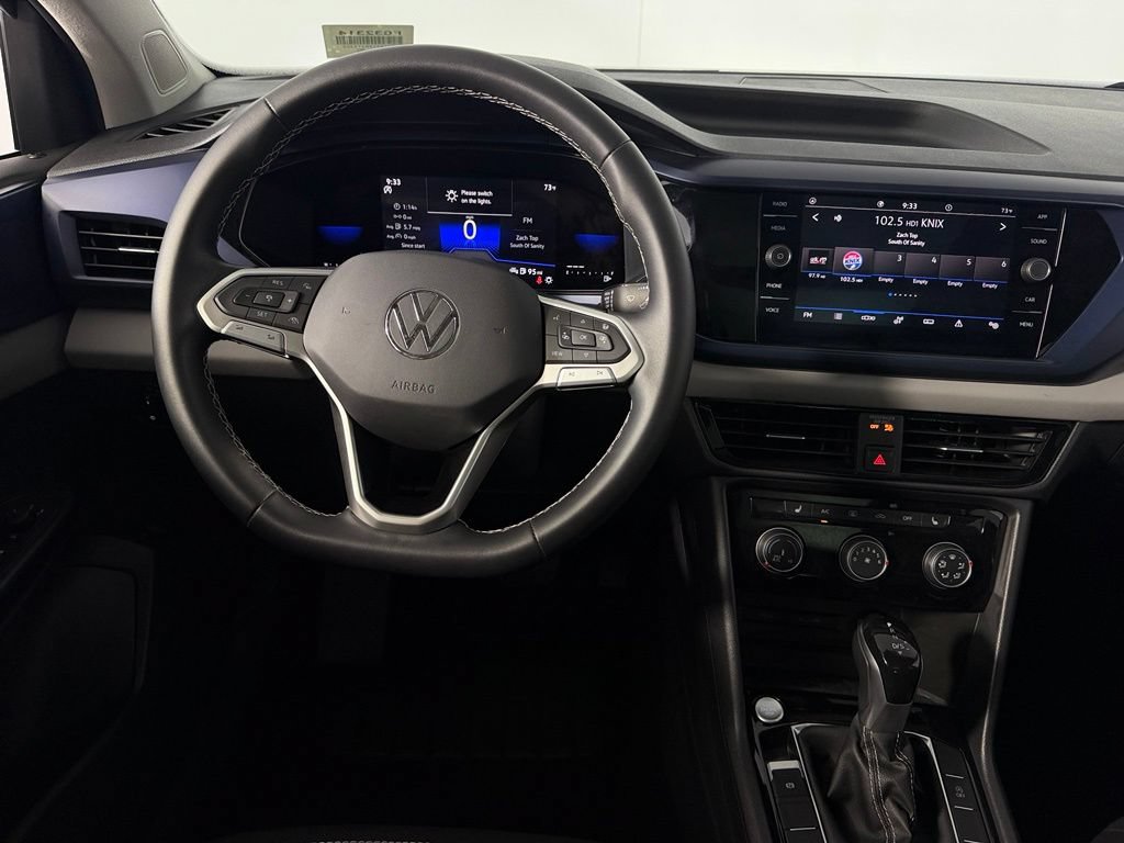 Used 2023 Volkswagen Taos SE w/ Panoramic Sunroof Package FWD image 13