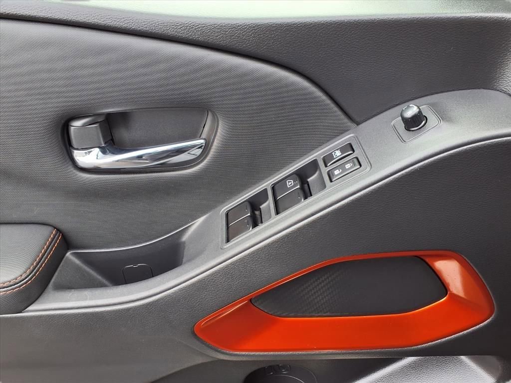 Used 2022 Nissan Frontier PRO-4X w/ Off-Road Protection Package image 16