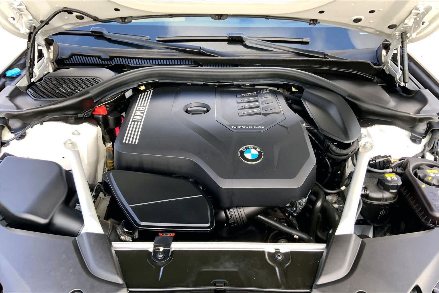 Used 2022 BMW 530i xDrive AWD/4WD image 32