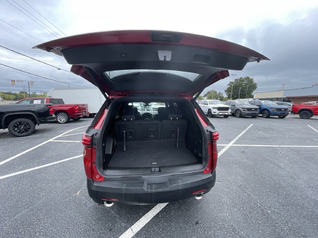 Certified 2022 Chevrolet Traverse LT w/ LPO, Floor Liner Package AWD/4WD image 26