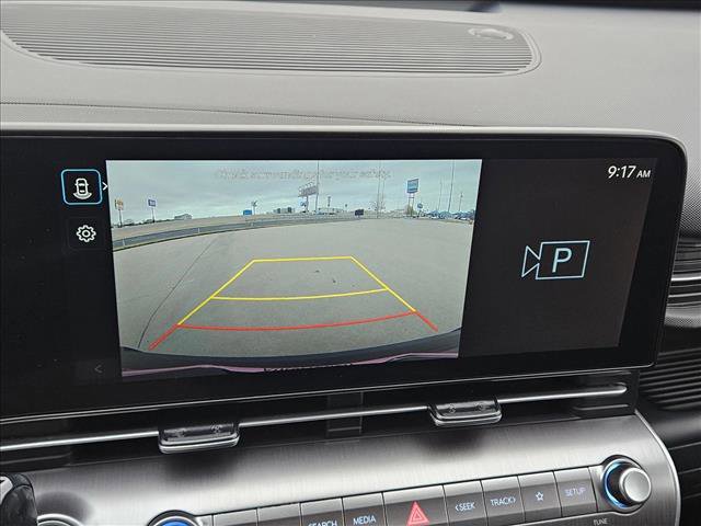 Used 2024 Hyundai Kona SEL image 13