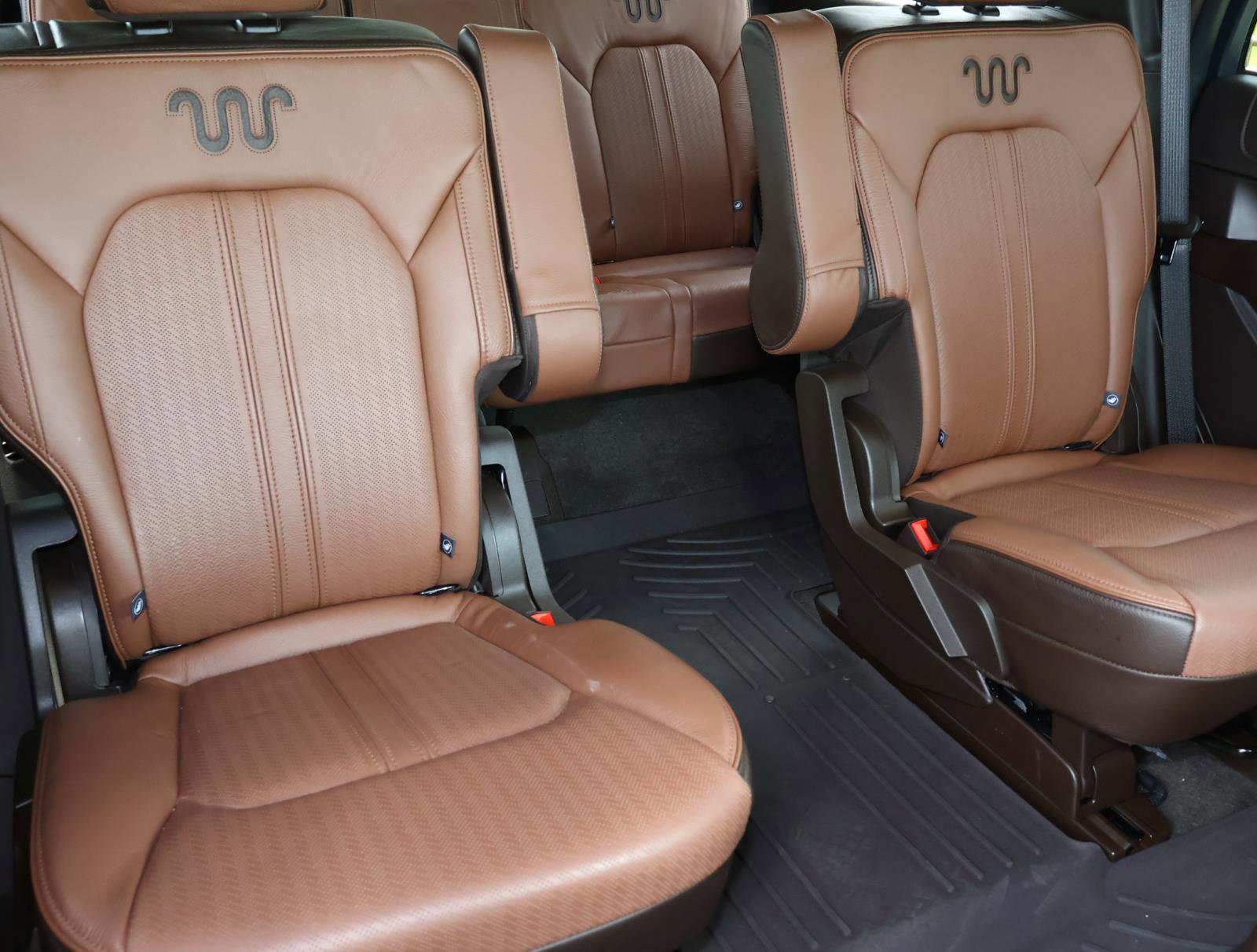 Used 2024 Ford Expedition King Ranch image 23