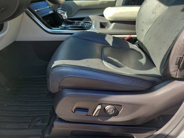 Used 2024 Kia Carnival SX Prestige FWD image 13
