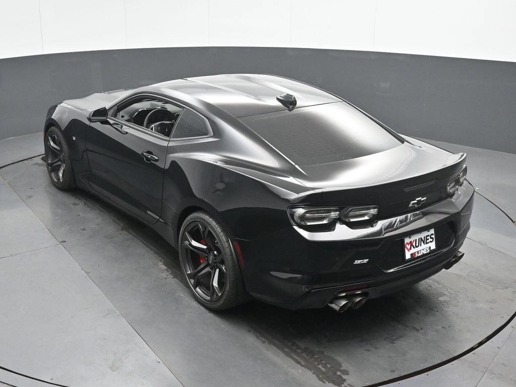 Used 2022 Chevrolet Camaro SS RWD image 41