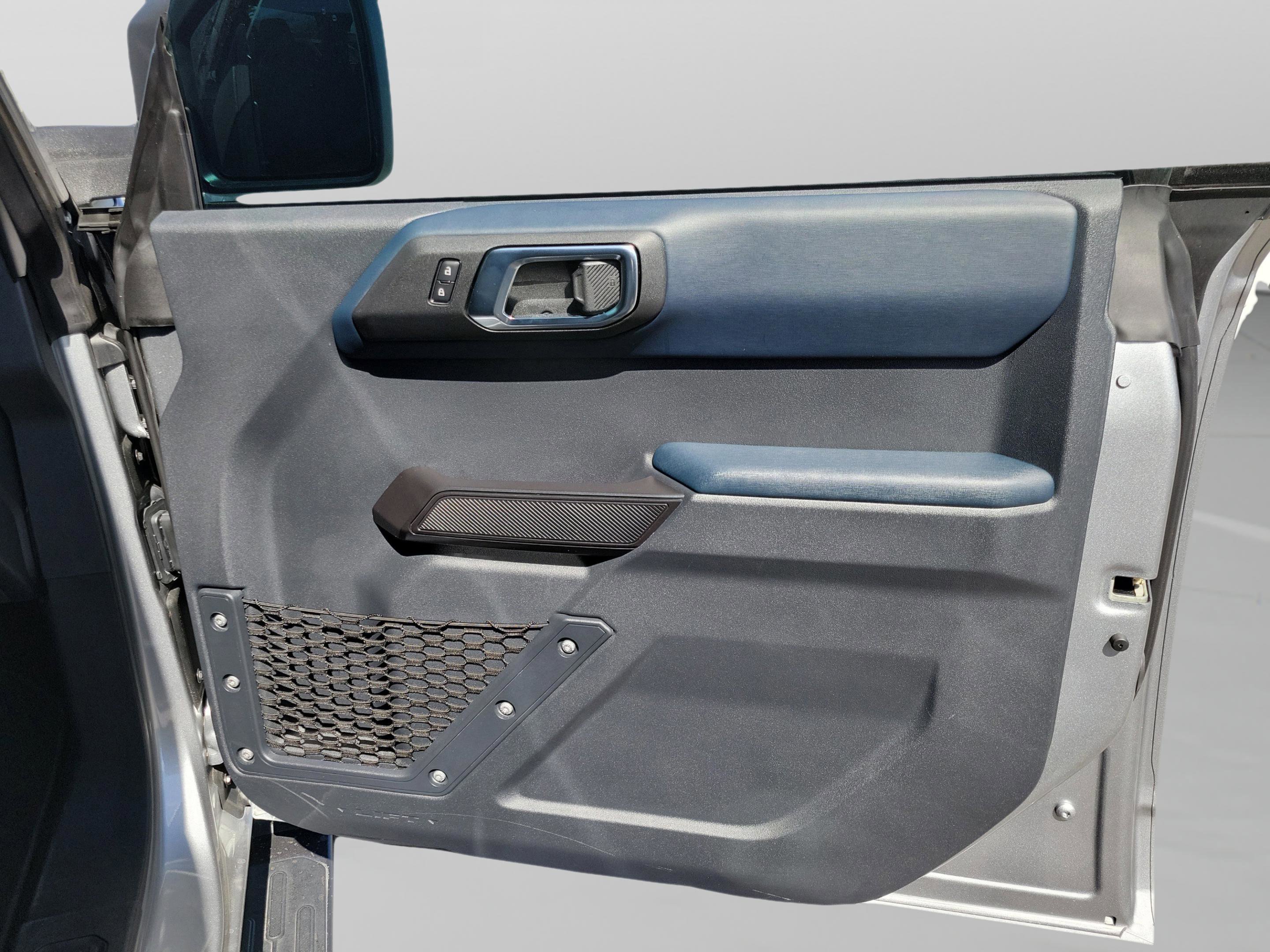 Used 2024 Ford Bronco Outer Banks image 30