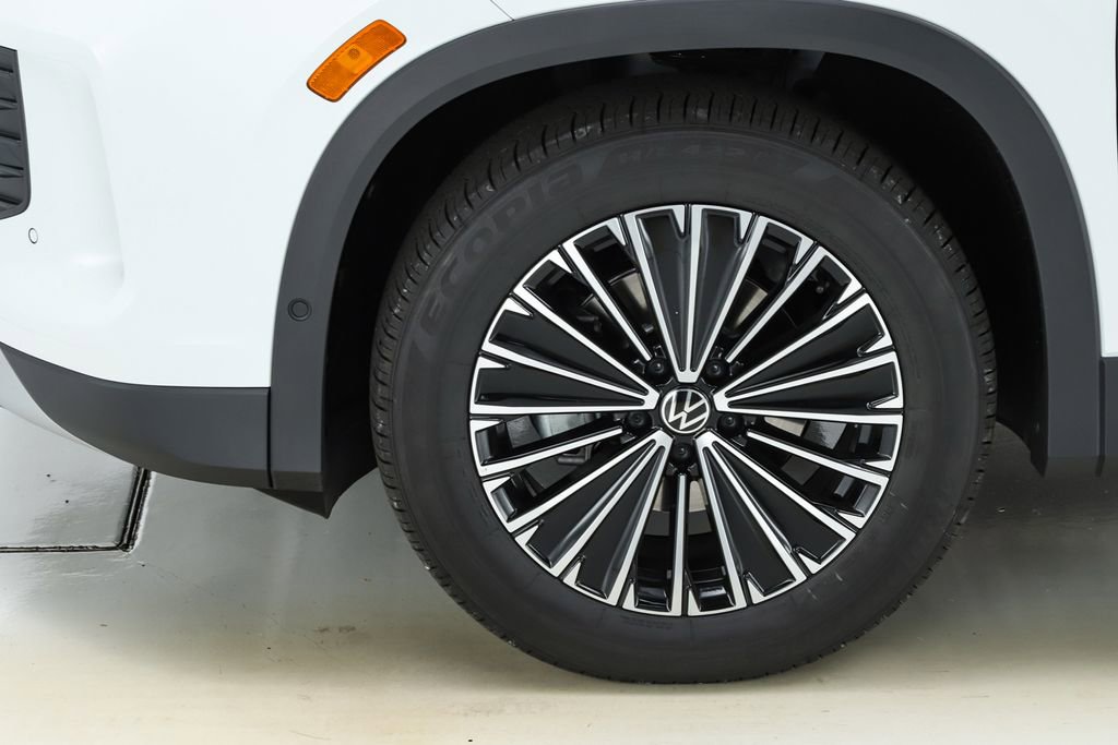 New 2026 Volkswagen Tiguan S image 42