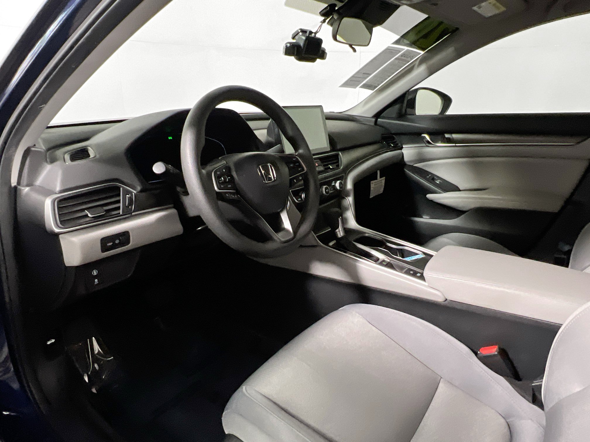 Used 2020 Honda Accord LX image 30