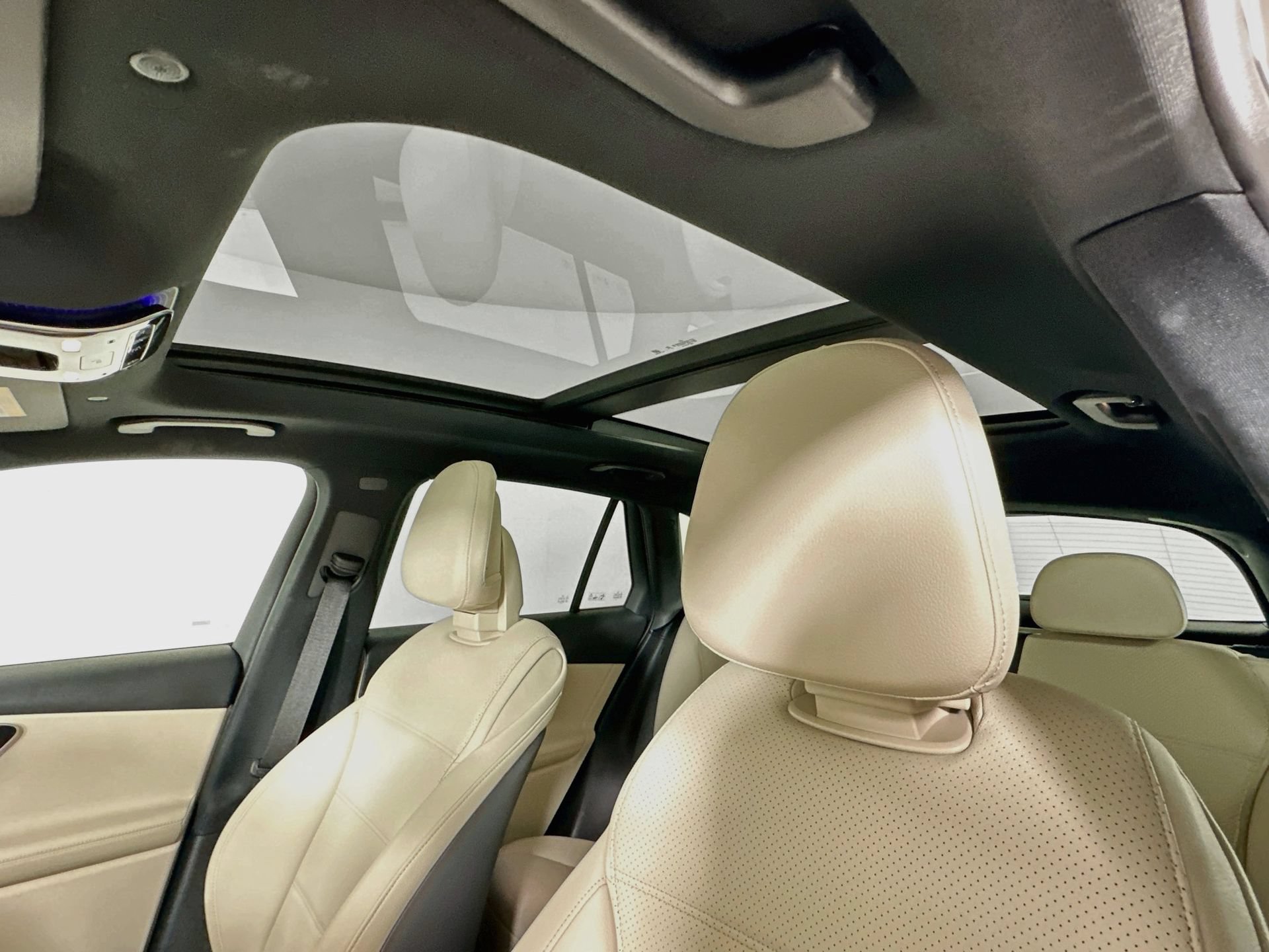 Certified 2026 Mercedes-Benz GLC 300 image 24