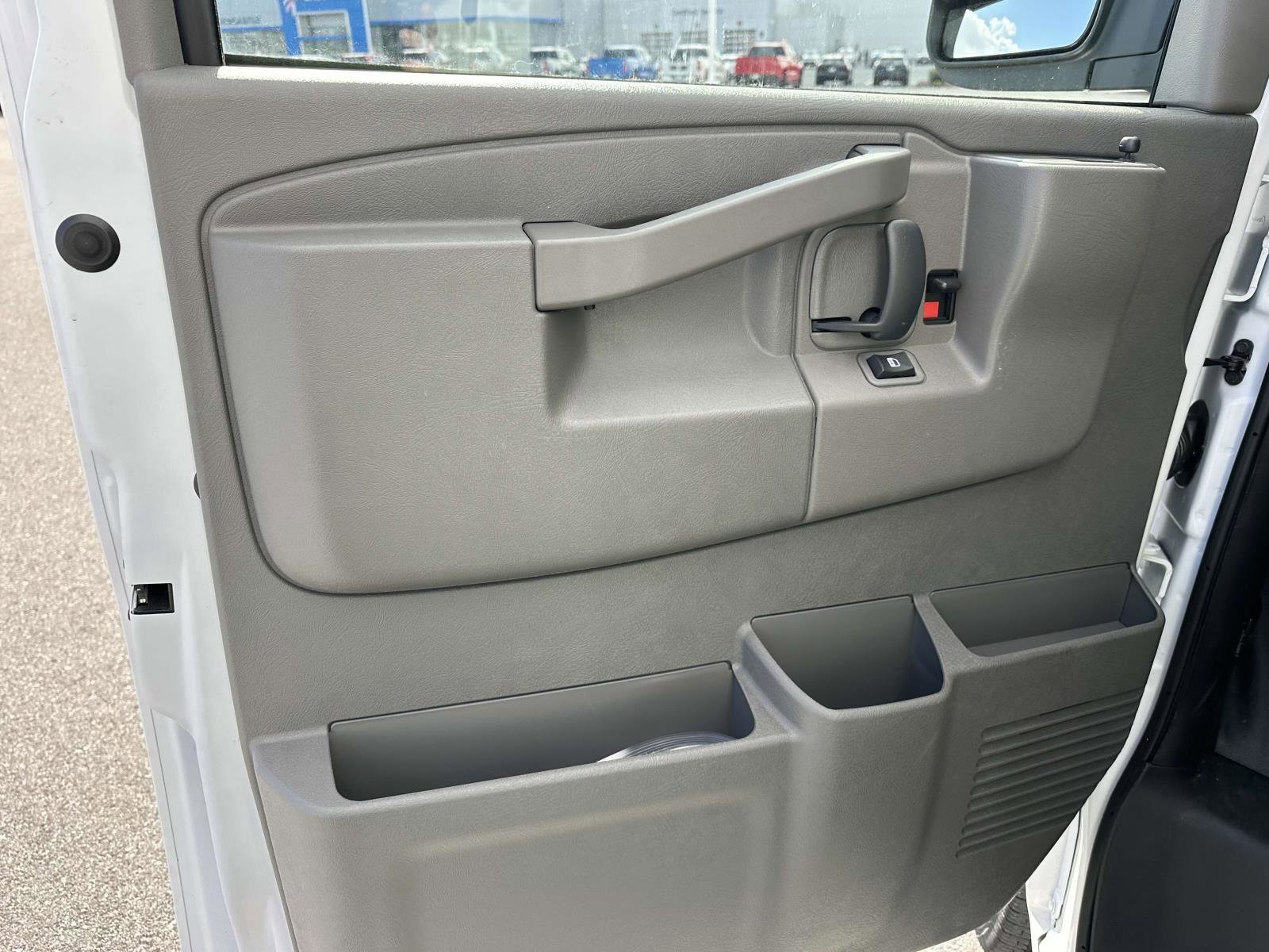 New 2025 Chevrolet Express 2500 w/ Driver Convenience Package image 8