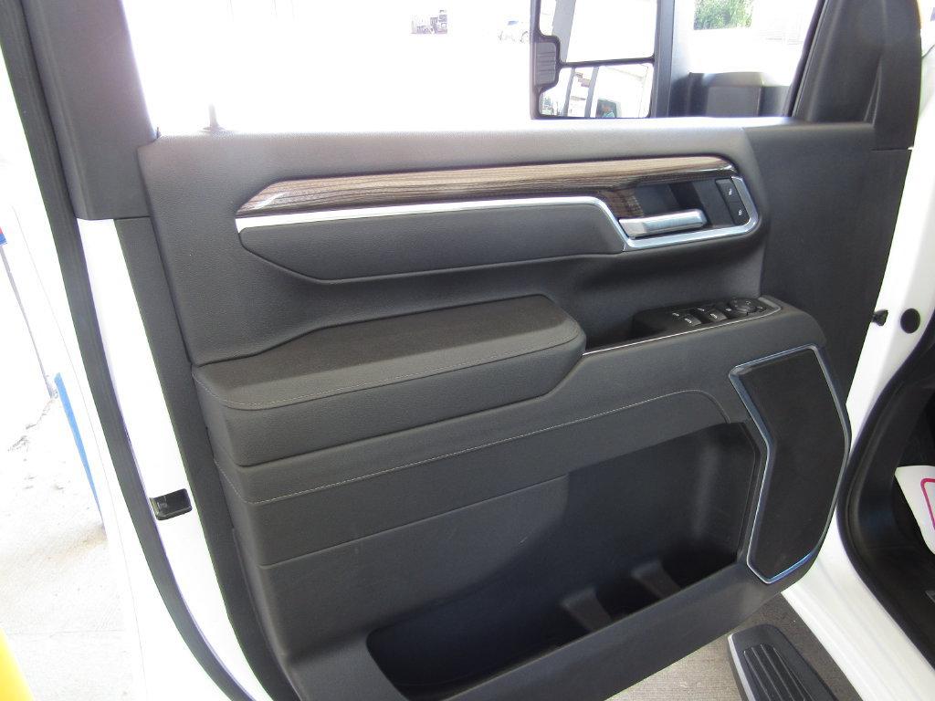 Used 2026 Chevrolet Silverado 2500 LT AWD/4WD image 17