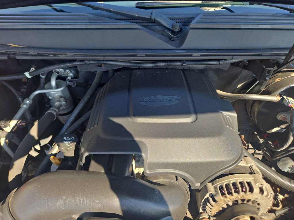 Used 2011 Cadillac Escalade EXT Luxury AWD/4WD image 54