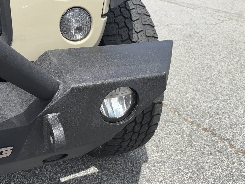 Used 2018 Jeep Wrangler Unlimited Rubicon w/ Connectivity Group AWD/4WD image 25