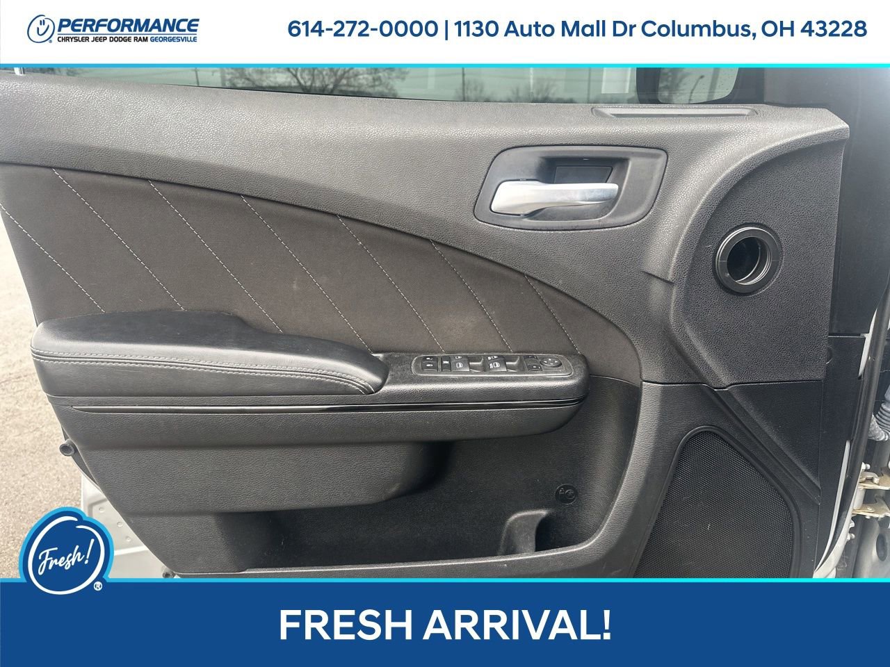 Used 2022 Dodge Charger SXT w/ Blacktop Package image 12