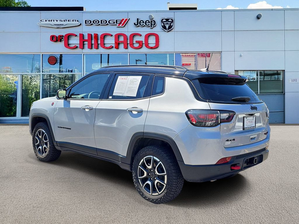 Certified 2025 Jeep Compass Trailhawk w/ Trailhawk Elite Group AWD/4WD image 3