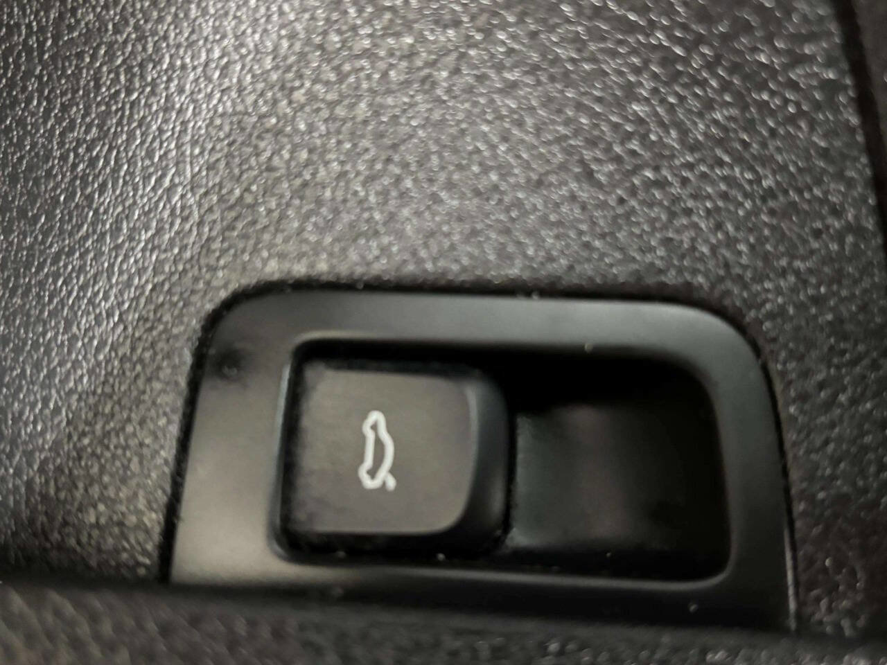 Used 2016 Audi A3 2.0T Premium image 16