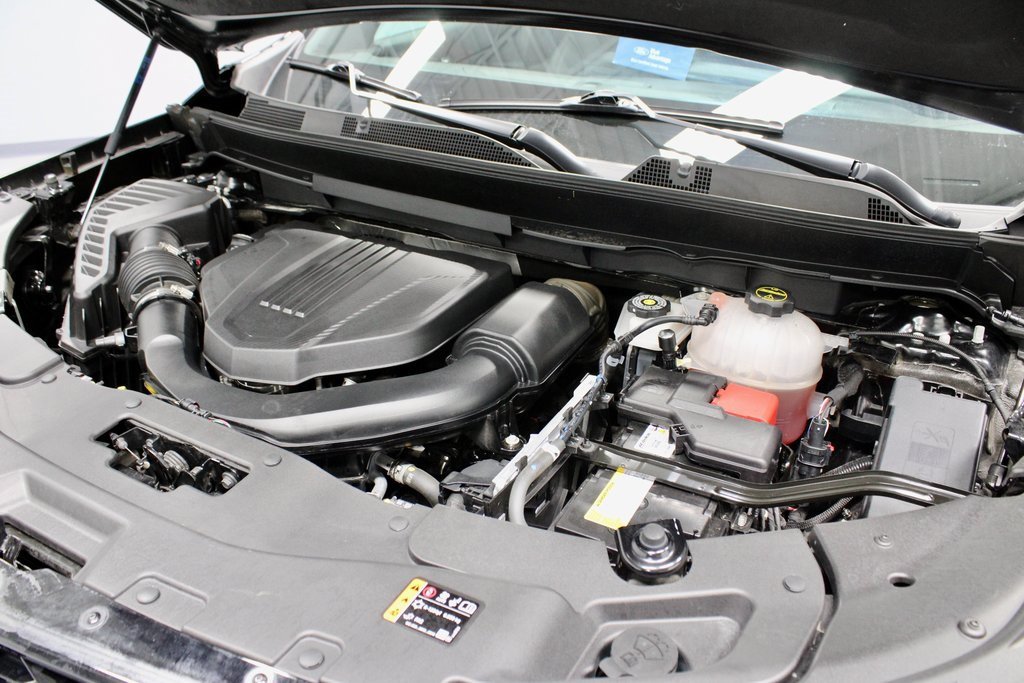 Used 2024 Chevrolet Traverse RS image 16