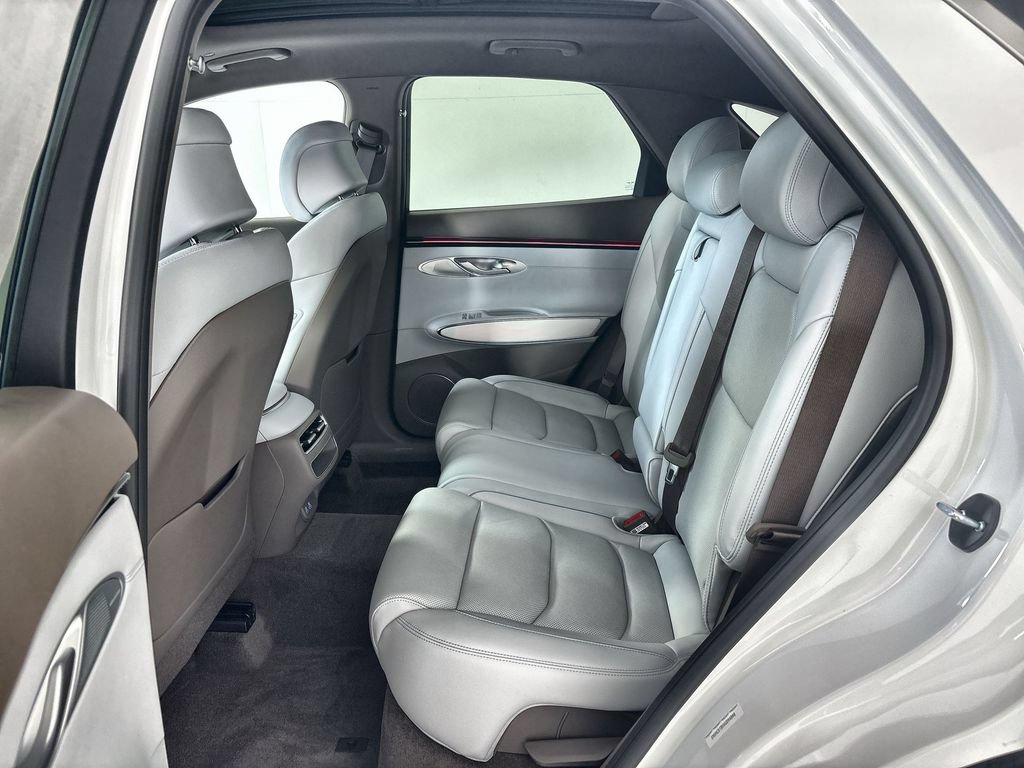 New 2027 Genesis GV70 2.5T Advanced AWD/4WD image 25