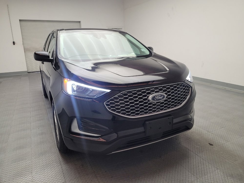 Used 2024 Ford Edge SEL image 14