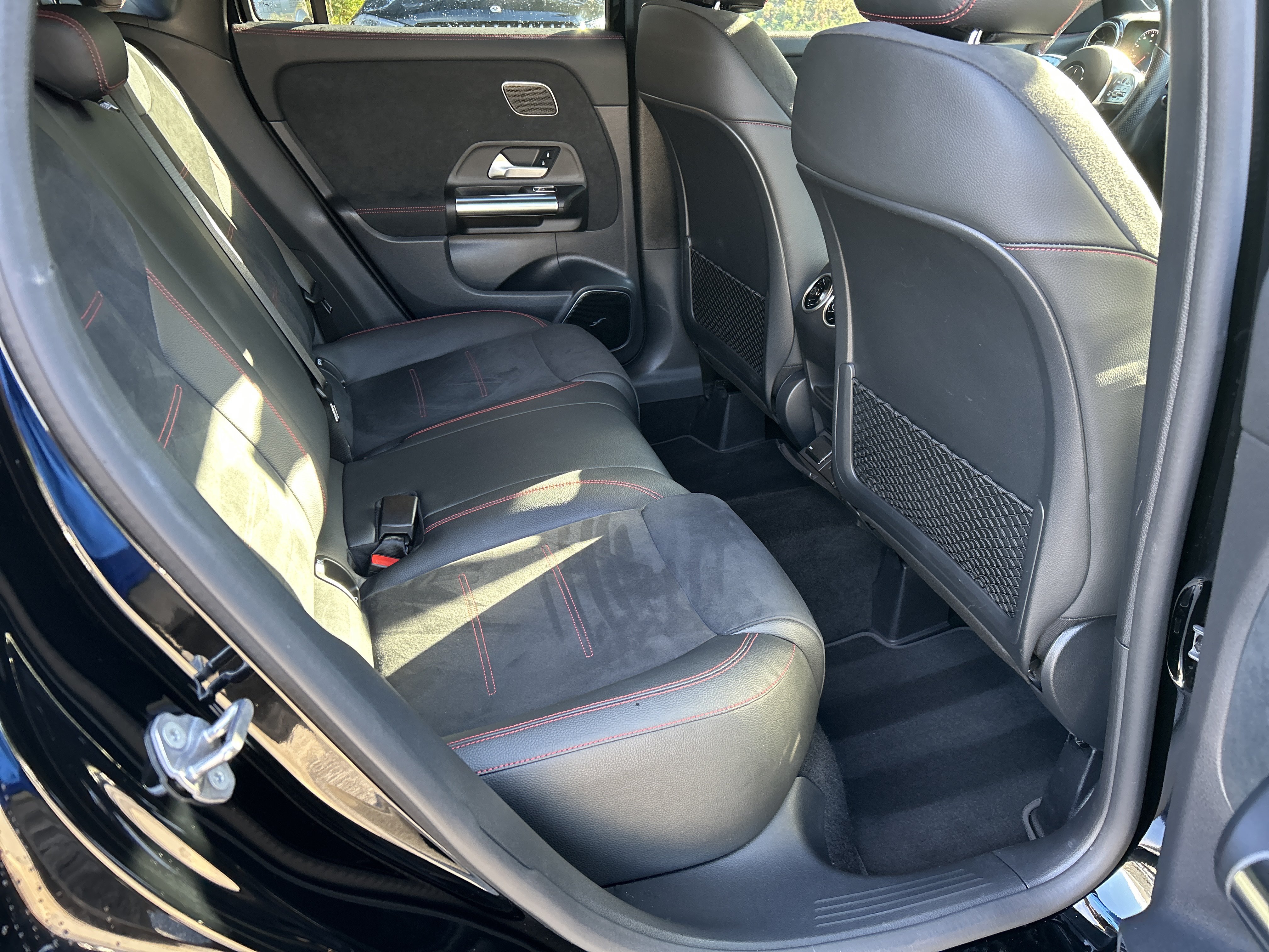 Certified 2021 Mercedes-Benz GLA 250 4MATIC image 43